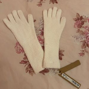 NWT NEW SKIMS Cozy Gloves marble ivory off white cream winter